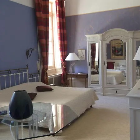 Chateau-hotel De 3*