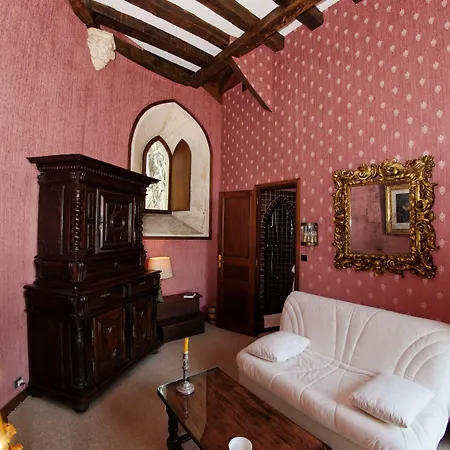 Hotel Chateau-hotel De 3*