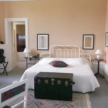 Hotel Chateau-hotel De 3*