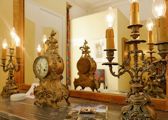 Chateau-hotel De 3* Nieuil