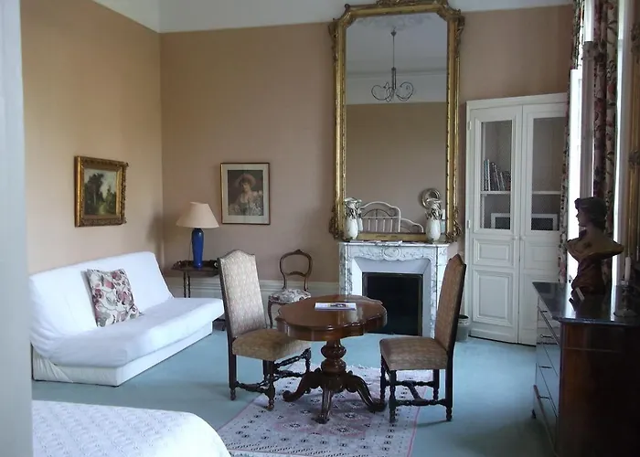 Hotel Chateau-hotel De 3*